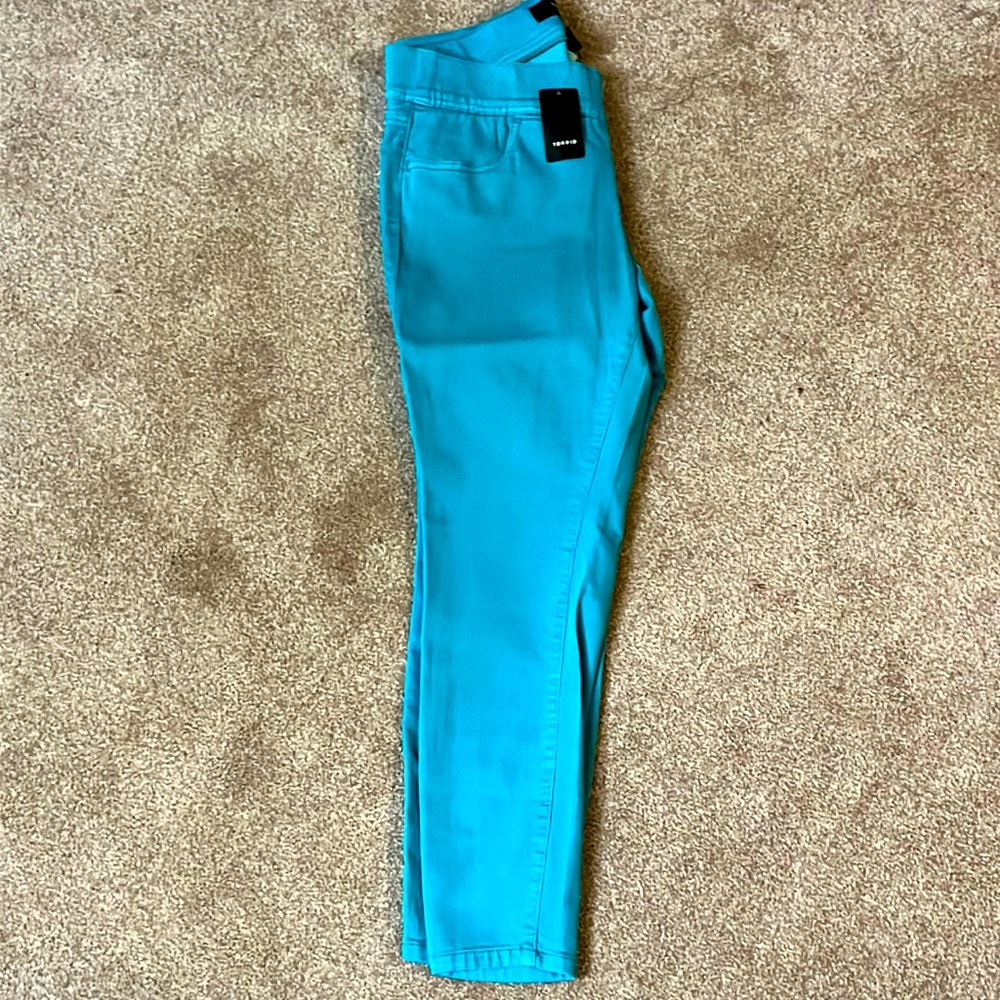 TORRID Lean Jeans